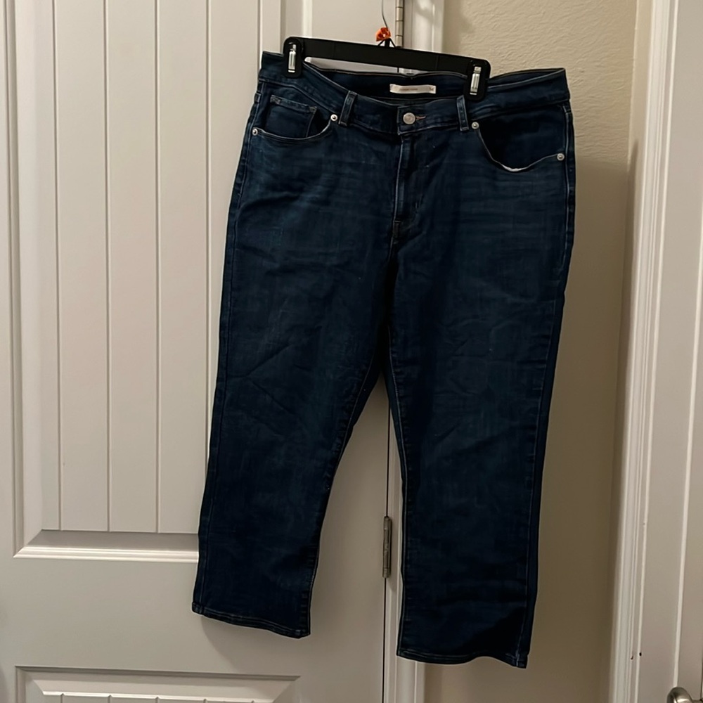 Levi capris
